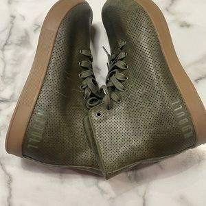 New HIGH-TOP ARMY LEATHER TRAINER (MEN'S) size 9